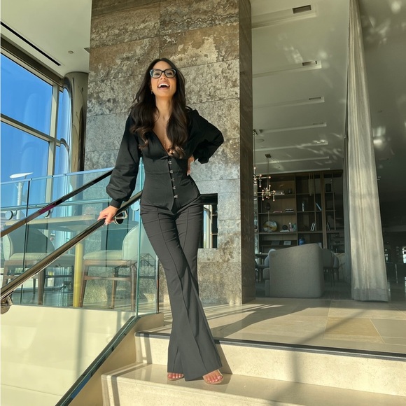 Martine Corset Hoodie in Black
SUPERDOWN - Picture 5 of 5